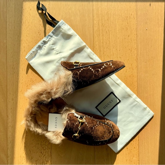 Gucci Brown Loafers with Fur Trim - Picture 3 of 4